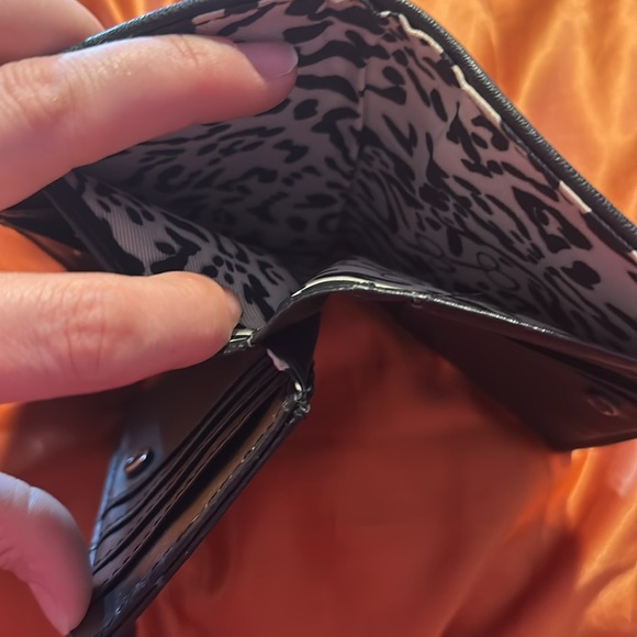 Jessica Simpson wallet - Picture 4 of 7